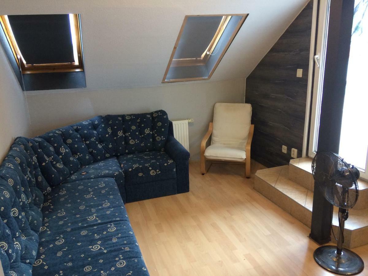 Mary Apartment Шиофок Экстерьер фото