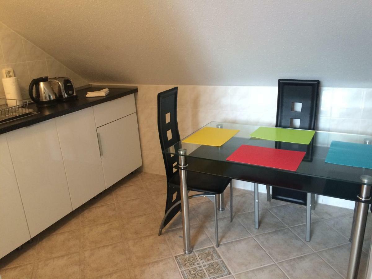 Mary Apartment Шиофок Экстерьер фото